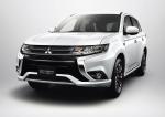 Mitsubishi Outlander PHEV 2015 года (JP)
